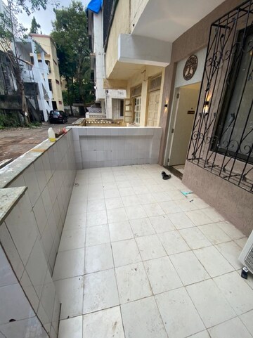 Balcony in 1.5 BHK Apartment at Bandra West – for Rent