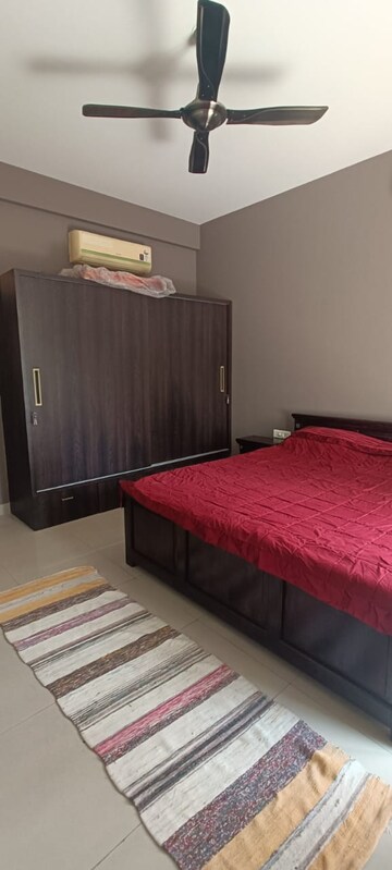 Master Bedroom in 4 BHK Apartment at Marvel Bounty, Hadapsar – for Rent