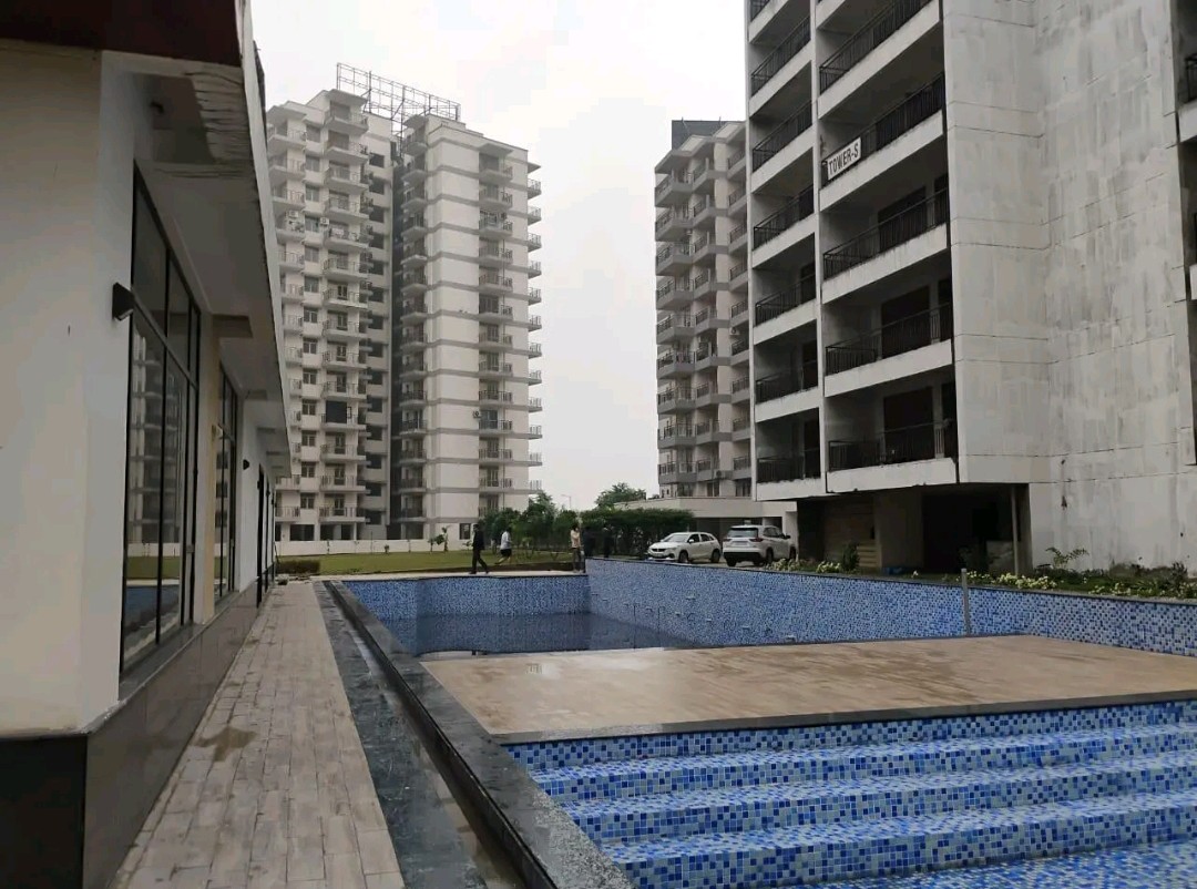 2 BHK Apartment For Sale in Cosmos Express 99