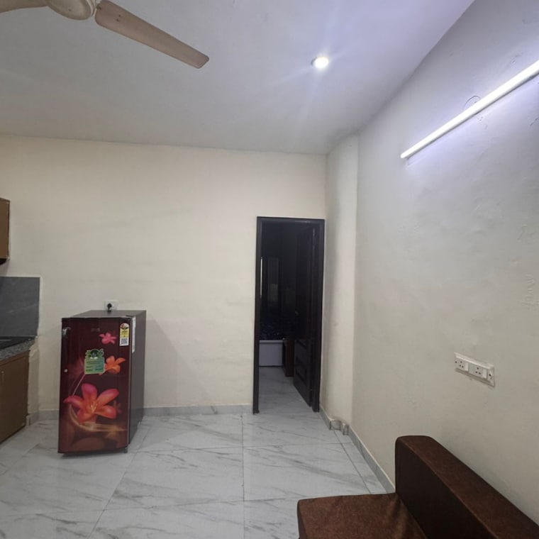 Living Room, garden estate 1 Bedroom 1001 Sq.Ft. Builder Floor In Garden Estate Gurgaon 9168152