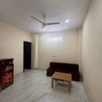 1 BHK Builder Floor For Rent in Garden Estate