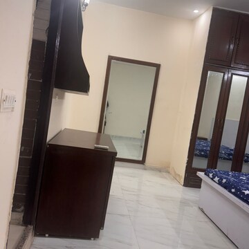 Team Area in 1 BHK Builder Floor at Garden Estate – for Rent