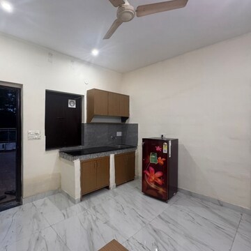 Living Room in 1 BHK Builder Floor at Garden Estate – for Rent