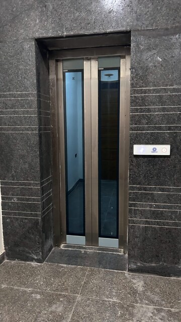 Building Lobby in 4 BHK Builder Floor at Sector 21c – for Sale