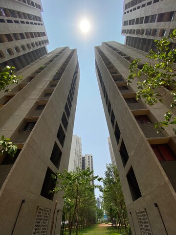 2 BHK Apartment For Rent in Lodha Palava Downtown Dombivli East, Dombivli East
