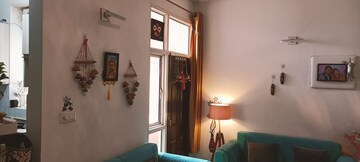 2 BHK Apartment For Rent in Nimbus The Hyde park, Sector 78