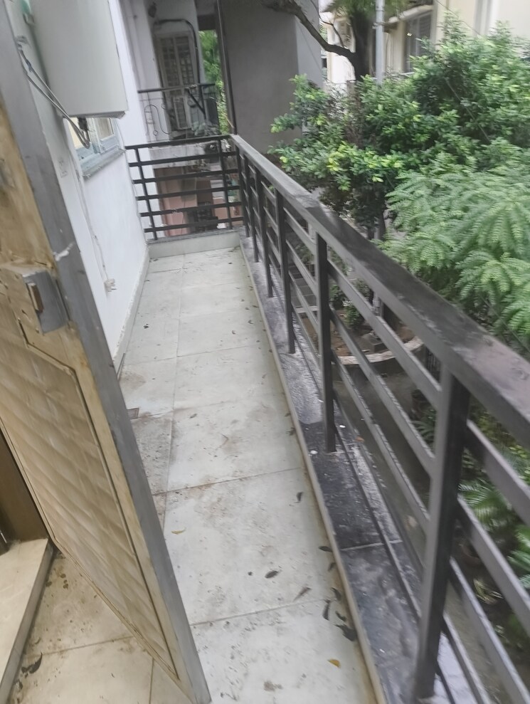 Balcony, vasant kunj 4 Bedroom 2500 Sq.Ft. Apartment In Vasant Kunj Delhi 9168342