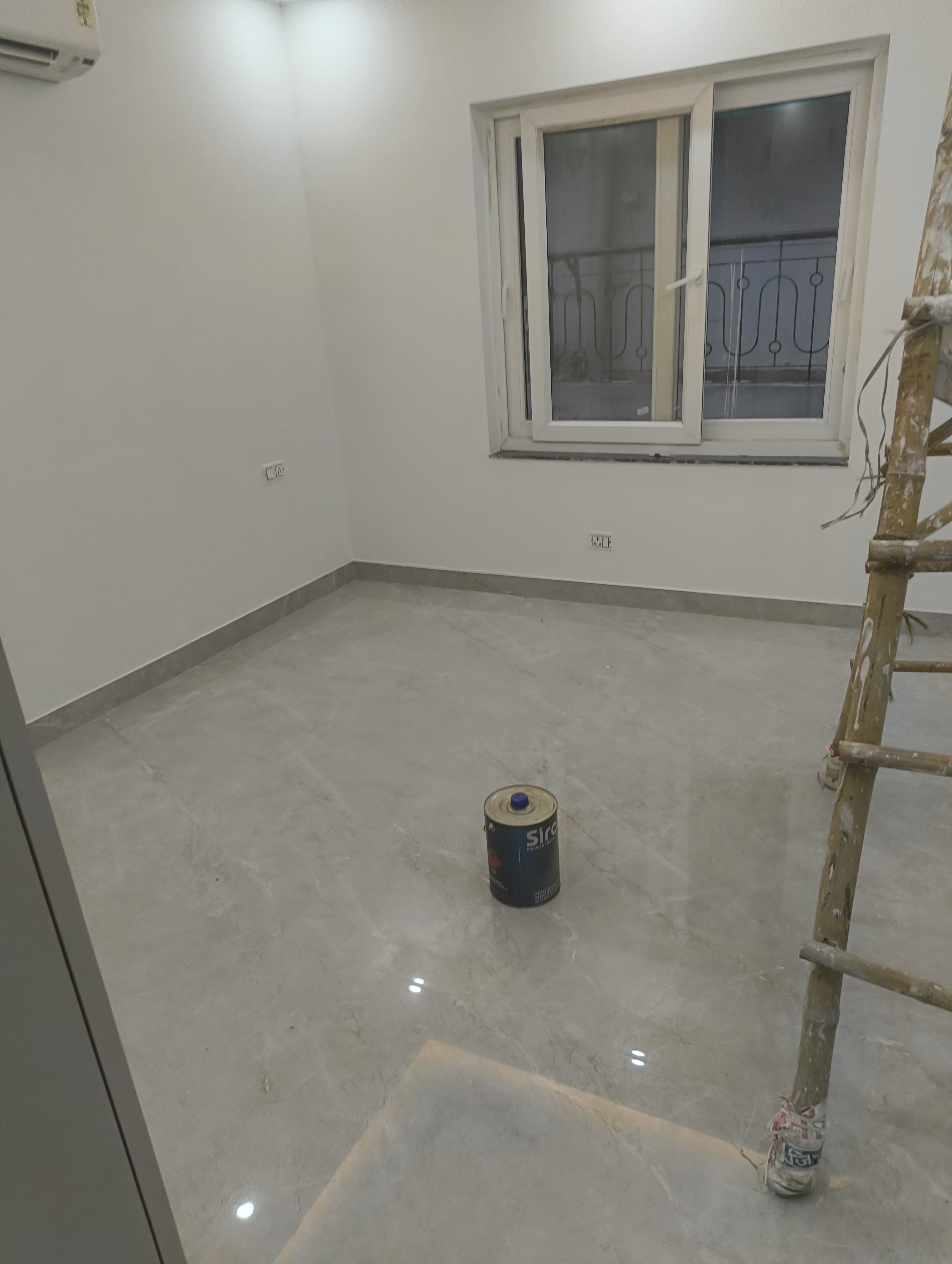 4 BHK + Extra Room Apartment For Sale in Dda Flat Vasant Kunj 