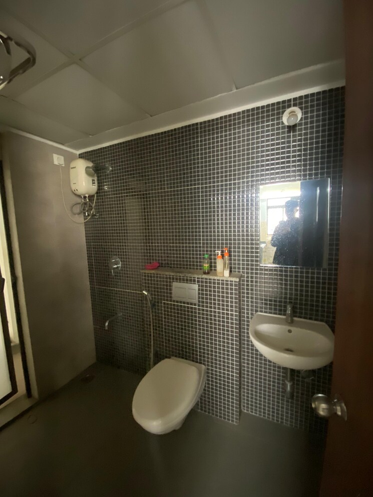 Bathroom, lodha-palava-downtown 1 Bedroom 656 Sq.Ft. Apartment In Dombivli East Thane 9168273