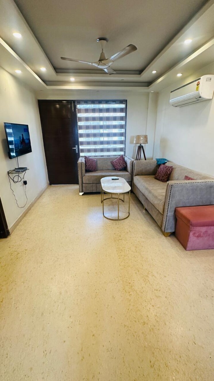 Living Room, sainik colony 2.5 Bedroom 1784 Sq.Ft. Builder Floor In Sainik Colony Faridabad 9168286