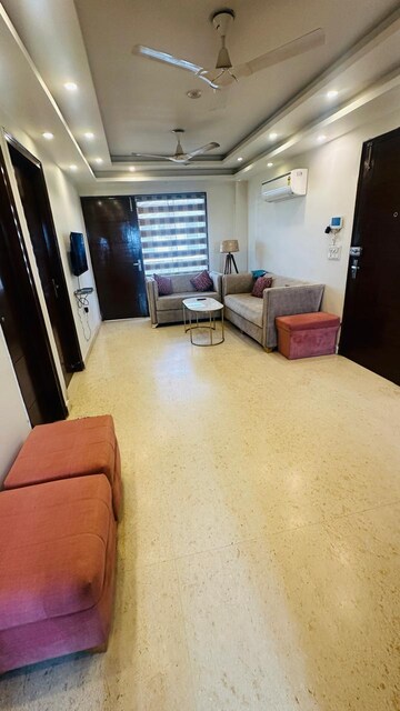 Living Room in 2.5 BHK Builder Floor at Sainik Colony – for Rent