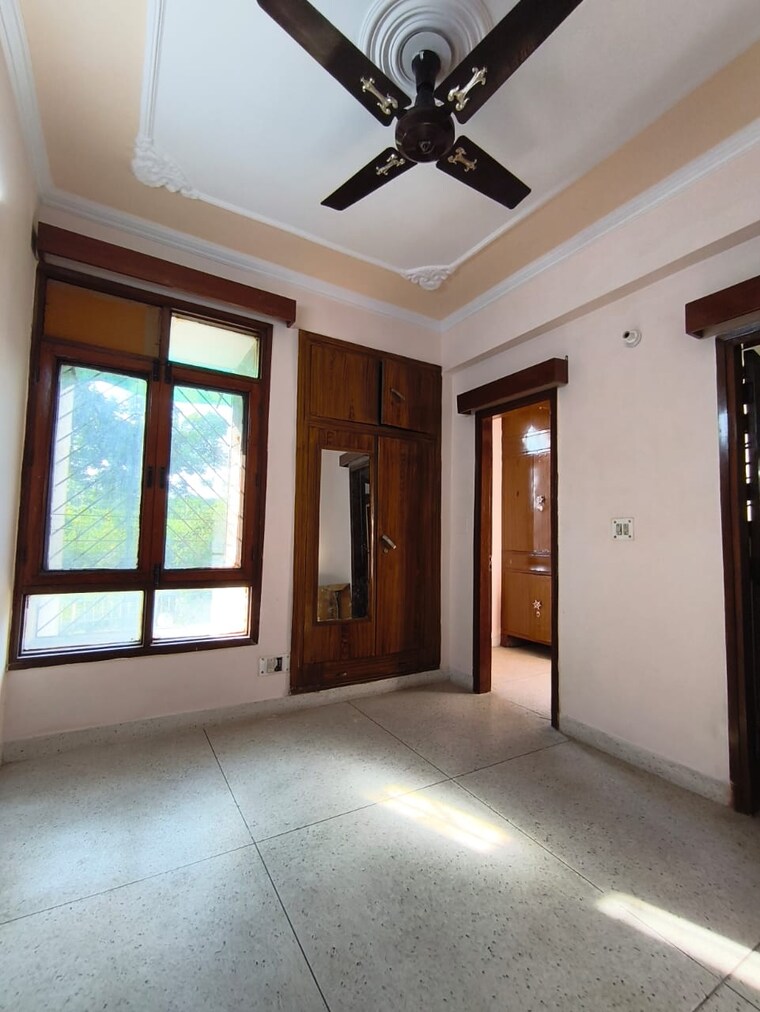 Room, shiv-shakti-apartments-faridabad 3 Bedroom 1400 Sq.Ft. Apartment In Sector 21c Faridabad 9168294