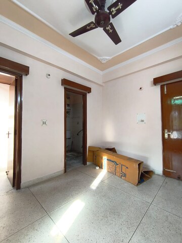 Living Room in 3 BHK Apartment at Shiv Shakti Apartments Faridabad, Sector 21c – for Rent