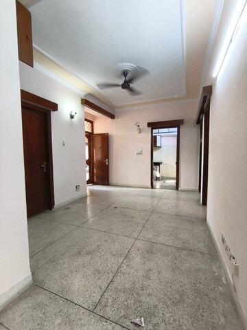 Room in 3 BHK Apartment at Shiv Shakti Apartments Faridabad, Sector 21c – for Rent