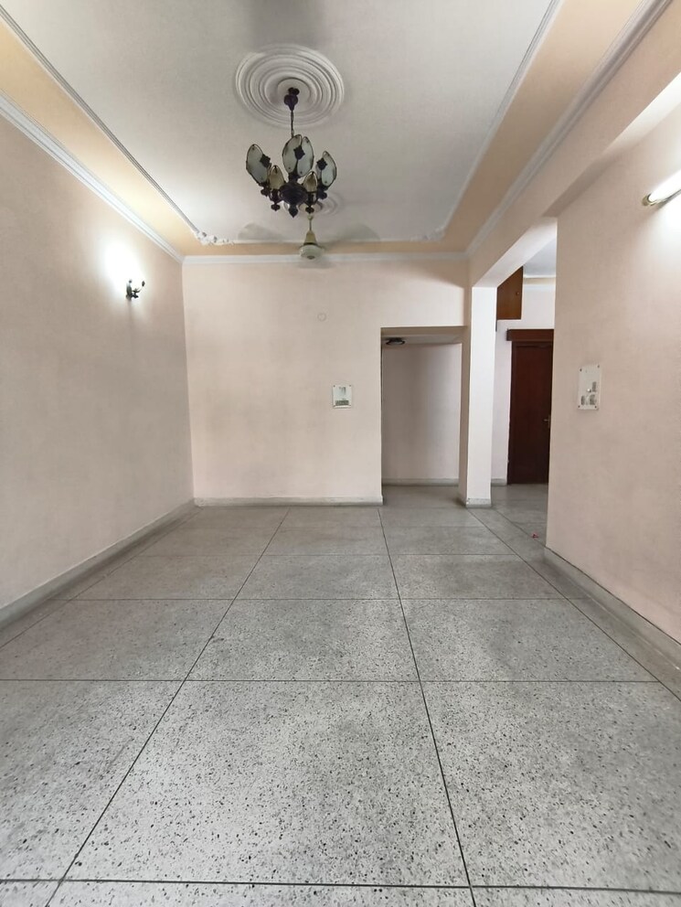 Room, shiv-shakti-apartments-faridabad 3 Bedroom 1400 Sq.Ft. Apartment In Sector 21c Faridabad 9168294