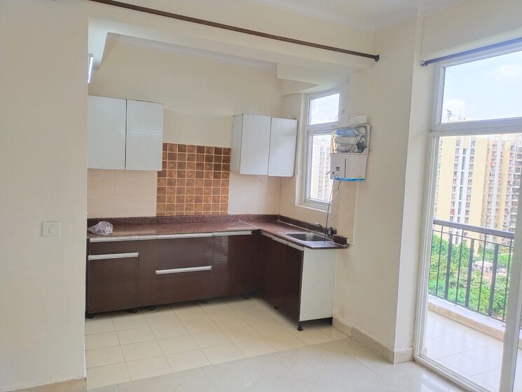 Kitchen, nimbus-the-hyde-park 3 Bedroom 1550 Sq.Ft. Apartment In Sector 78 Noida 9168343