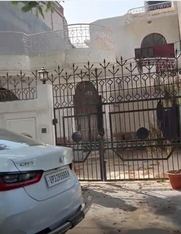 3 BHK Independent House – Exterior View View at Sector 20 - for Rent