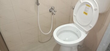 Bathroom in 1 BHK Apartment at Group Satellite Elegance, Goregaon East – for Rent
