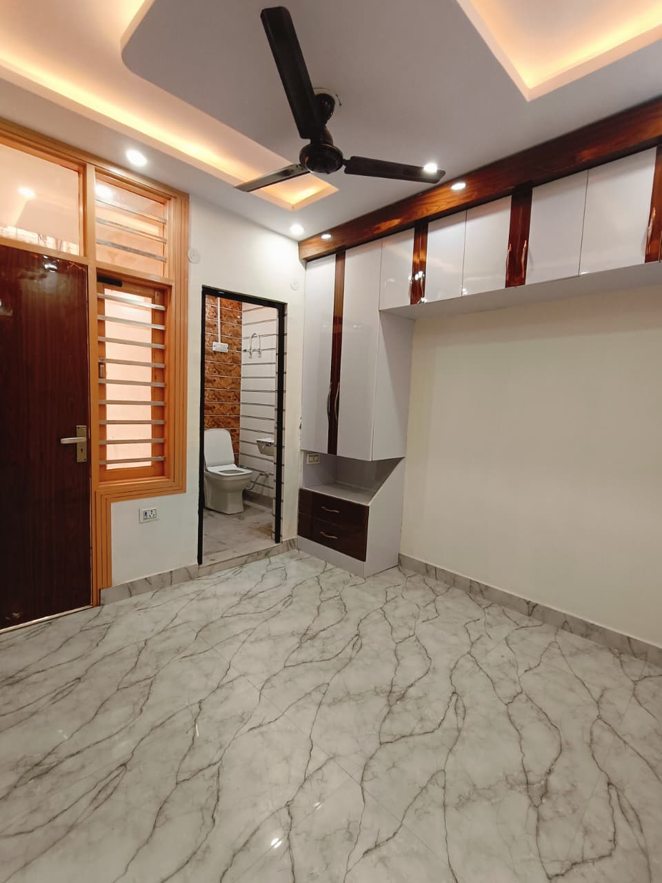 1 BHK Builder Floor For Rent in Uttam Nagar West