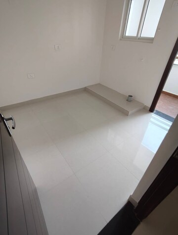 Room in 3 BHK Apartment at SMR Vinay Iconia Phase II, Kondapur – for Sale
