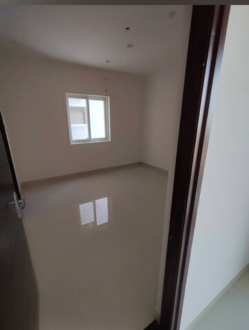 Room in 3 BHK Apartment at SMR Vinay Iconia Phase II, Kondapur – for Sale
