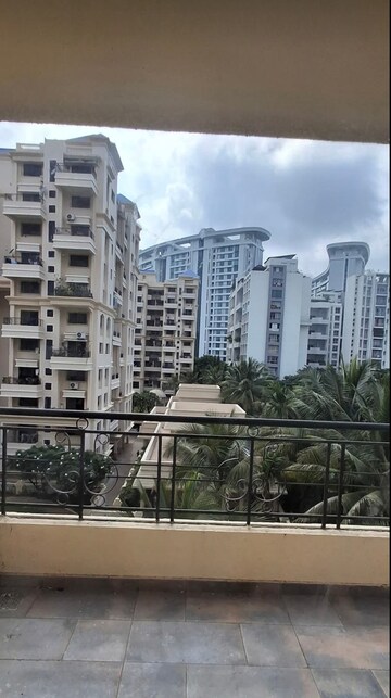 3 BHK Apartment For Rent in Sky Spring Valley, Hadapsar