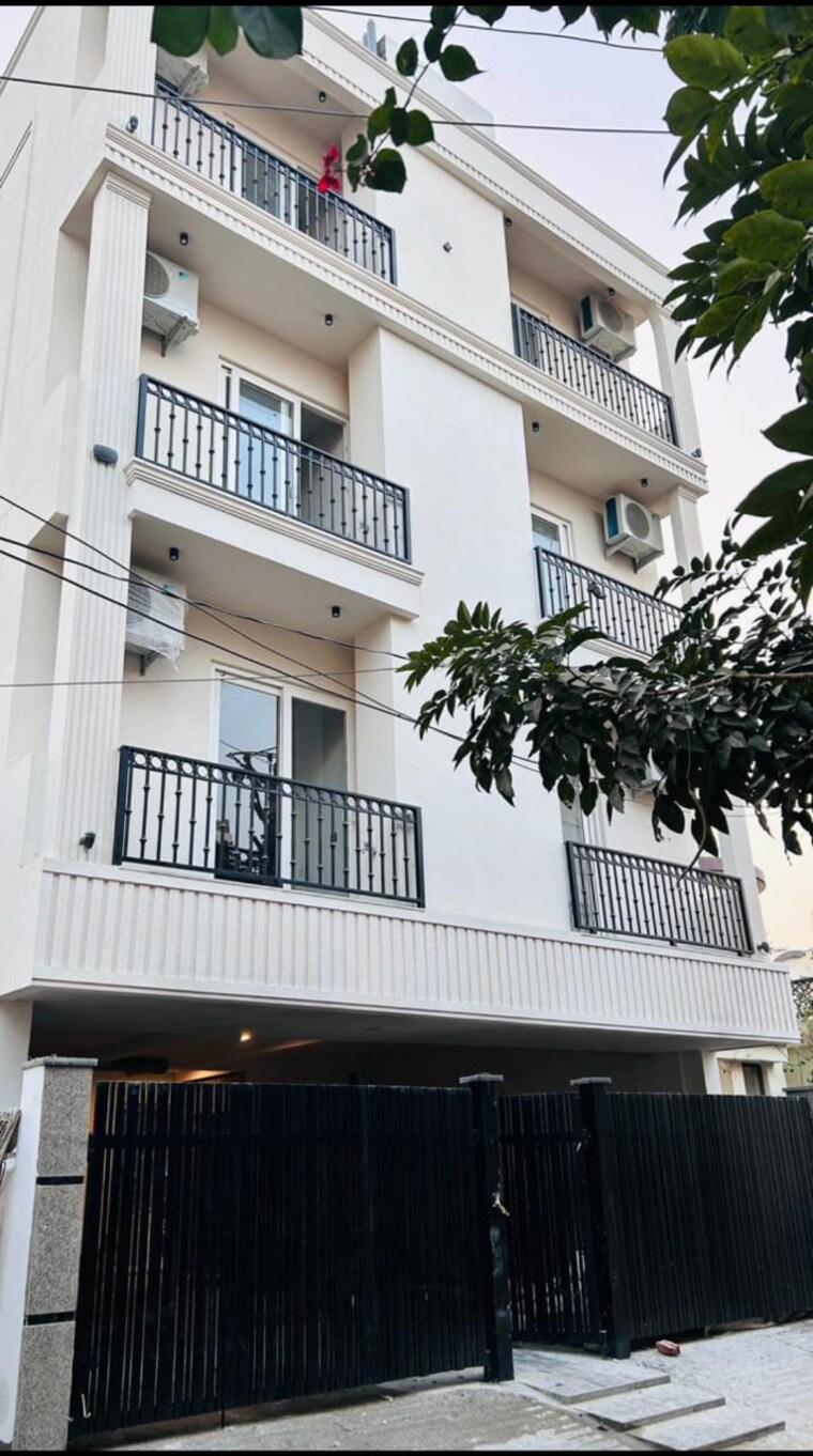 Exterior View, ss-southend-floors 2 Bedroom 1302 Sq.Ft. Builder Floor In South City 2 Gurgaon 9168476