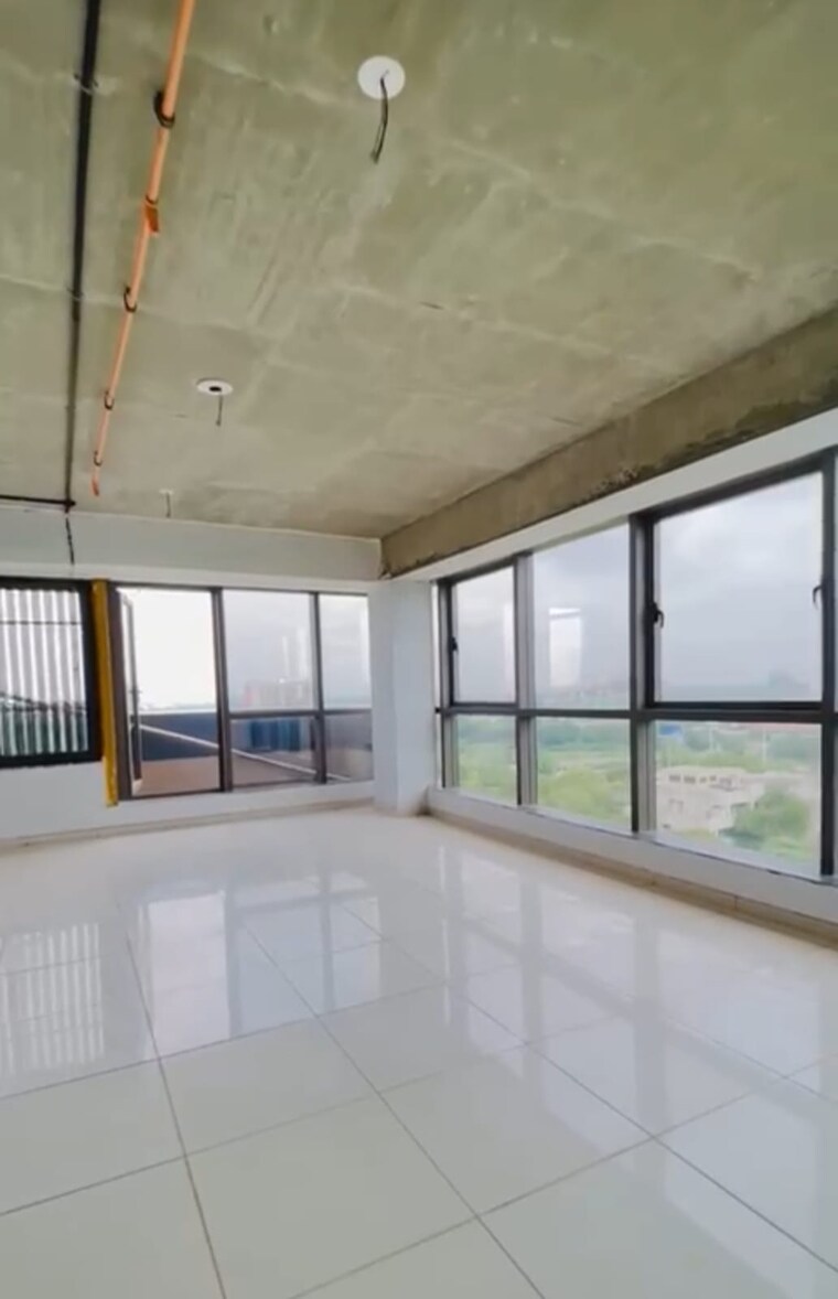Room, gota Commercial Office Space 961 Sq.Ft. In Gota Ahmedabad 9168402
