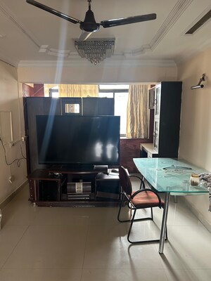 Living Room in 2 BHK Apartment at Vardhman Vatika, Majiwada – for Sale