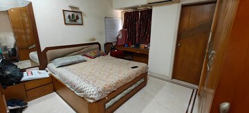 Bedroom in 3 BHK Apartment at Khar West – for Rent