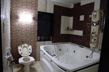 Bathroom in 3 BHK Independent House at Konark Enclave, Bund Garden Road – for Rent