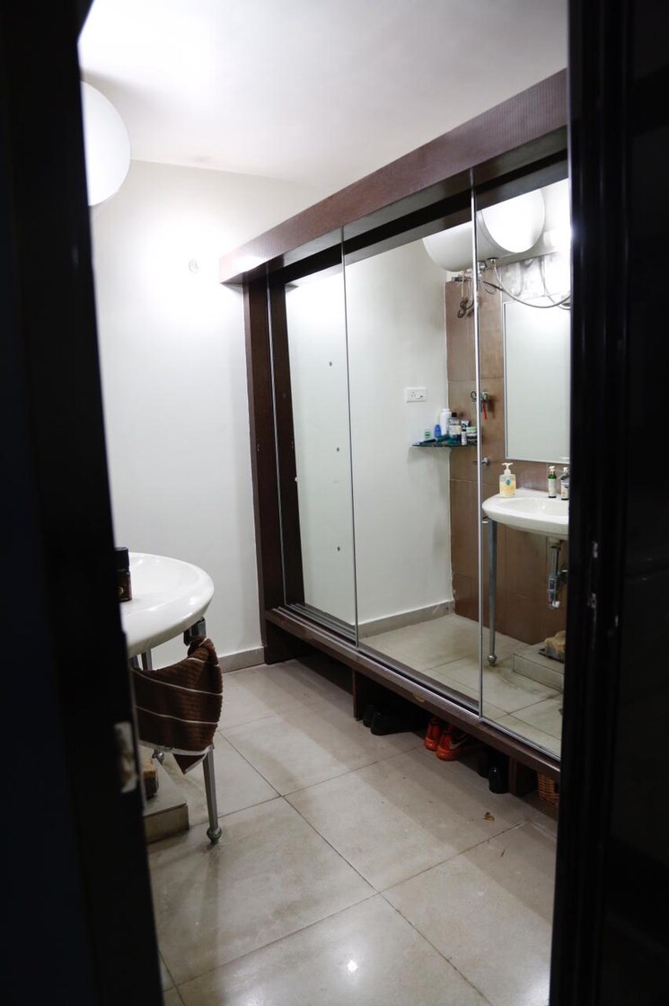 Room, konark-enclave 3 Bedroom 1500 Sq.Ft. Independent House In Bund Garden Road Pune 9168237