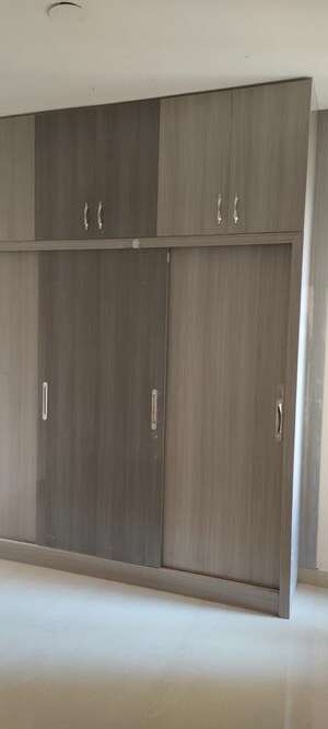 Furnished Amenities in 3 BHK Apartment at Amrapali Enchante, Tech Zone 4 Greater Noida – for Sale