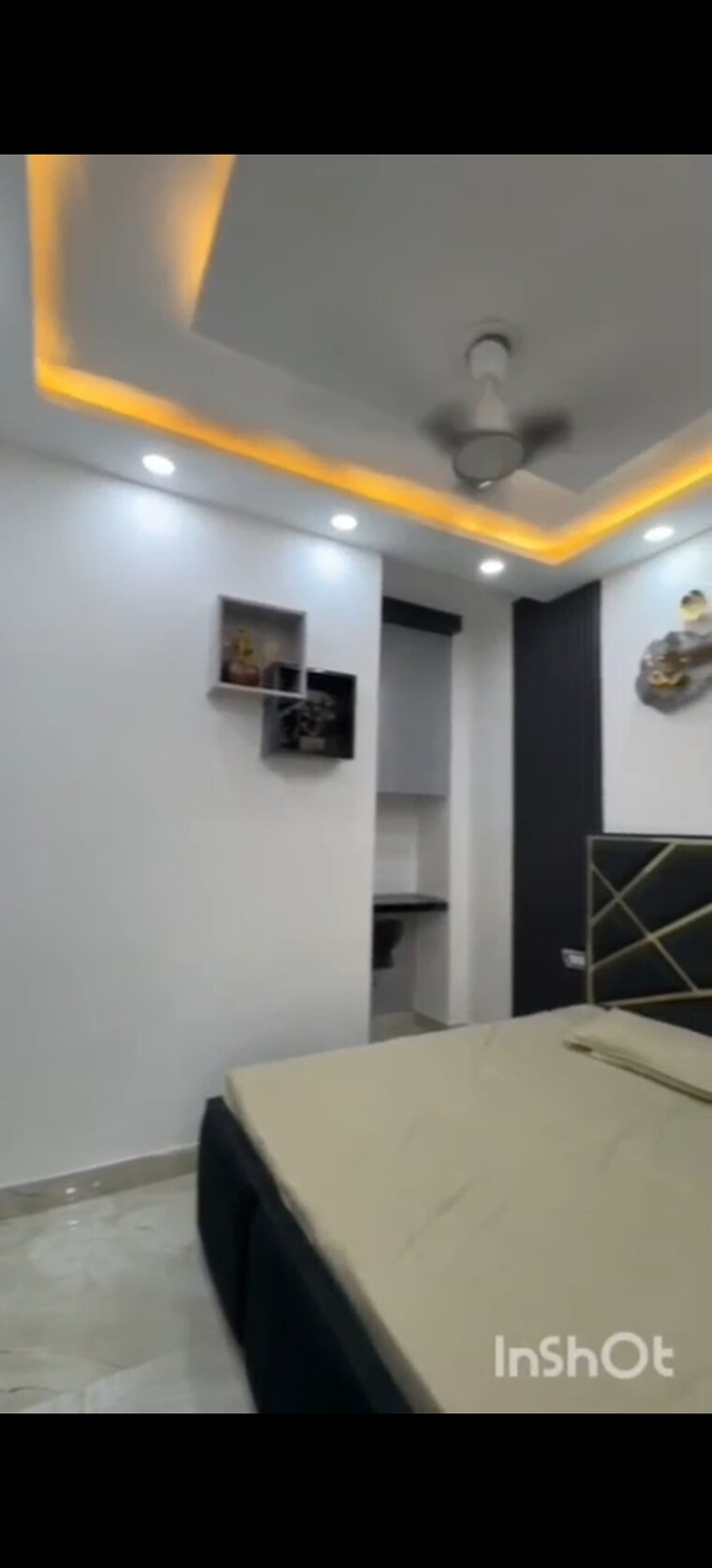 Master Bedroom, dwarka mor 3 Bedroom 100 Sq.Yd. Builder Floor In Dwarka Mor Delhi 9168619