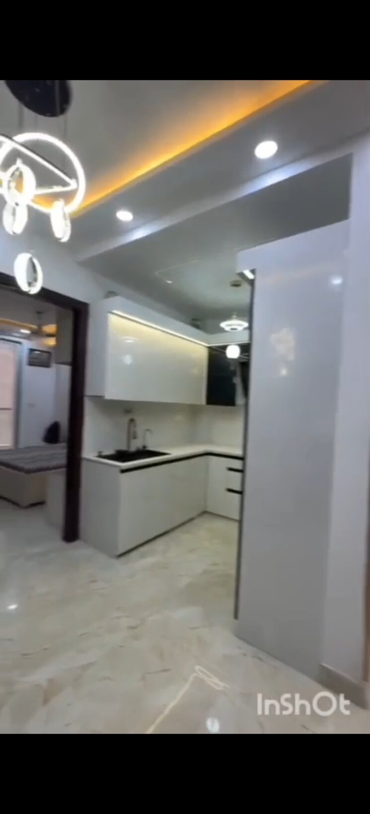 Kitchen, dwarka mor 3 Bedroom 100 Sq.Yd. Builder Floor In Dwarka Mor Delhi 9168619