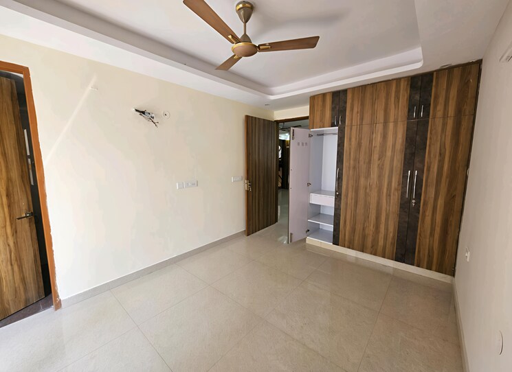 Room, emaar-emerald-estate 3 Bedroom 1310 Sq.Ft. Apartment In Sector 65 Gurgaon 9168606