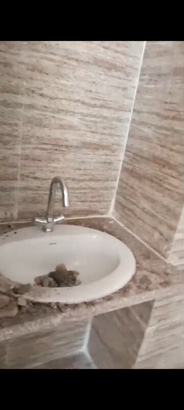 Bathroom in 2.5 BHK Apartment at Ratan Pearls, Sector 16 Greater Noida – for Sale