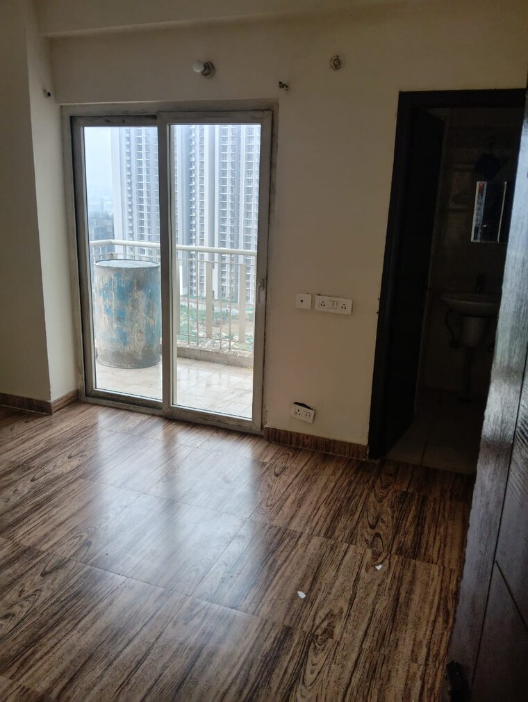 Room, amrapali-enchante 3 Bedroom 1150 Sq.Ft. Apartment In Tech Zone 4 Greater Noida Greater Noida 9168657