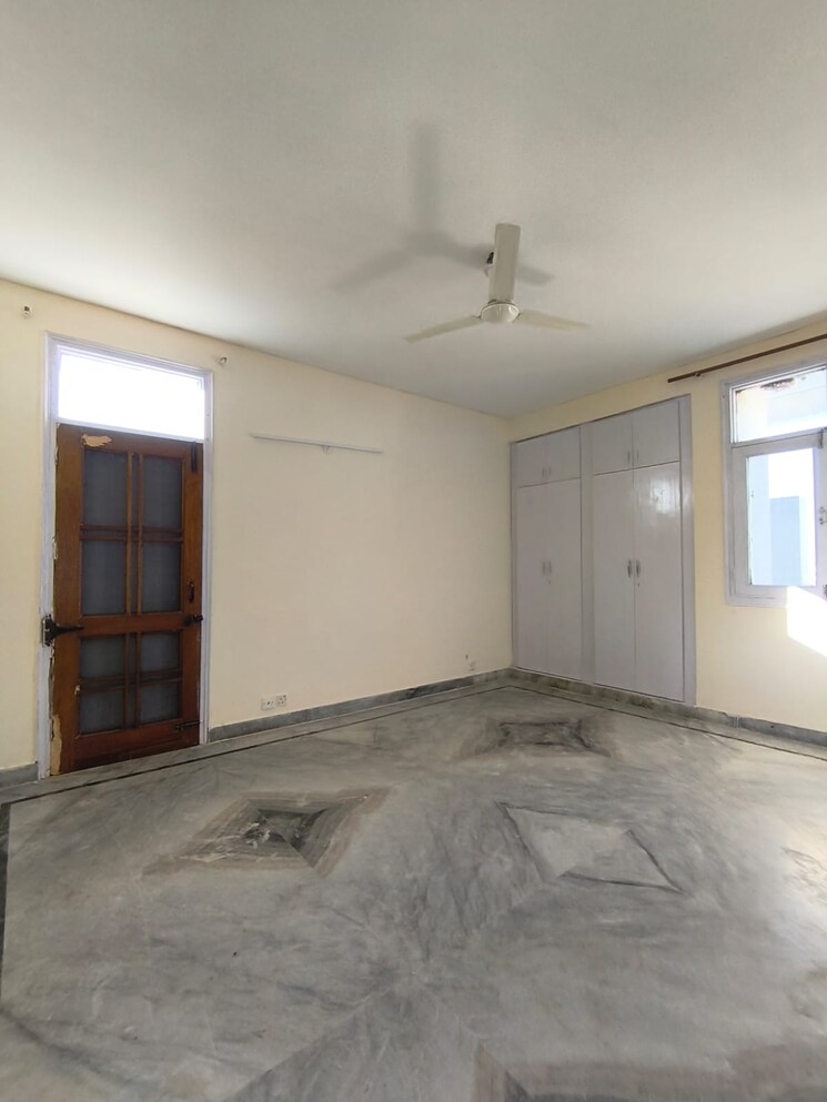Room, creative-huts-society 3 Bedroom 1400 Sq.Ft. Apartment In Sector 21c Faridabad 9168653