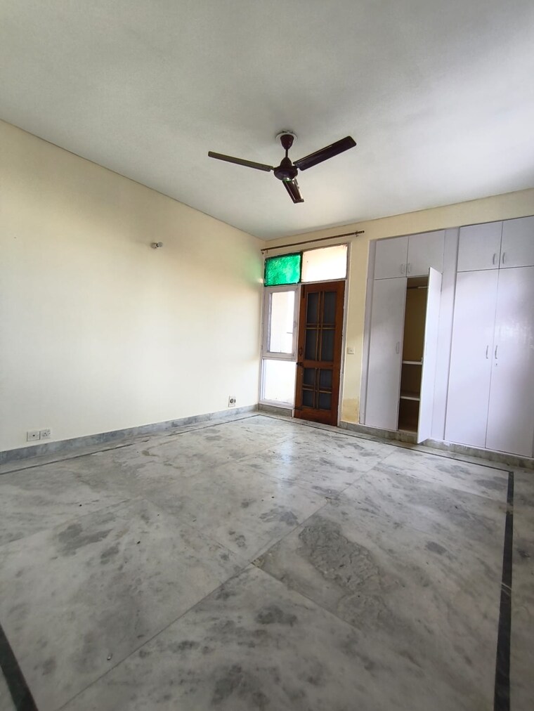 Room, creative-huts-society 3 Bedroom 1400 Sq.Ft. Apartment In Sector 21c Faridabad 9168653