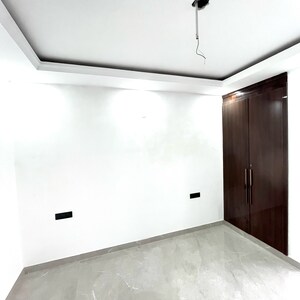 Room in 3 BHK Builder Floor at BPTP District 3, Sector 85 – for Sale