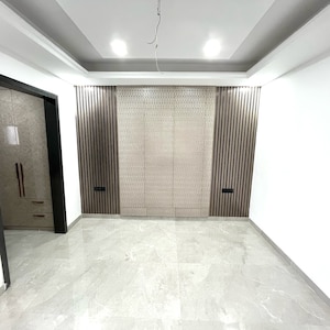 Room in 3 BHK Builder Floor at BPTP District 3, Sector 85 – for Sale