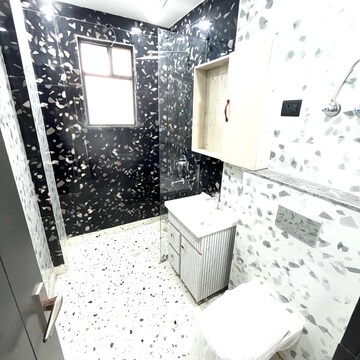 Bathroom in 3 BHK Builder Floor at BPTP District 3, Sector 85 – for Sale