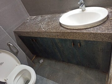 Bathroom in 3 BHK Apartment at Mapsko Mount Ville, Sector 79 – for Rent