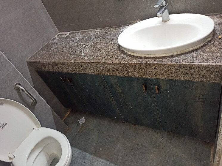 Bathroom, mapsko-mount-ville 3 Bedroom 1490 Sq.Ft. Apartment In Sector 79 Gurgaon 9168778