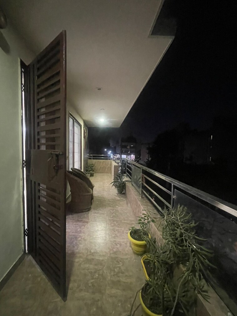 Balcony, green fields colony 4 Bedroom 2400 Sq.Ft. Builder Floor In Green Fields Colony Faridabad 9168724