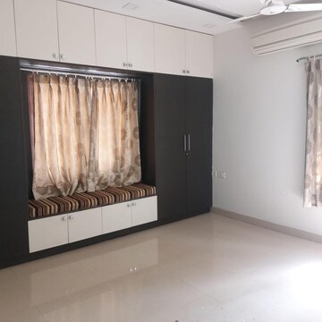 Room in 4 BHK Villa at Ramky Pearl, Kukatpally – for Rent