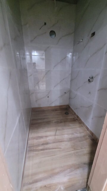 Bathroom in 1 BHK Apartment at Dilshad Colony – for Sale