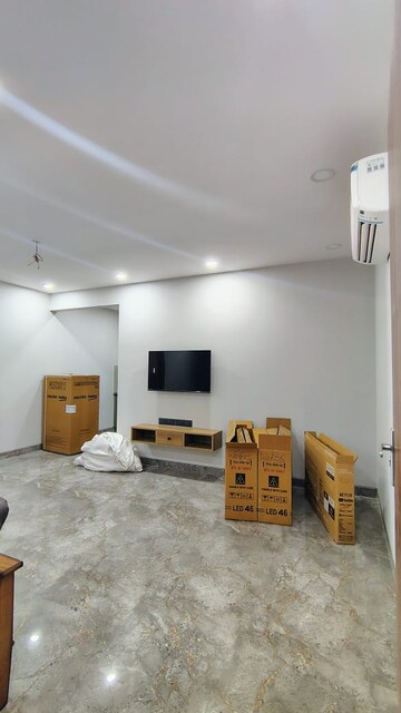 Living Room in 2.5 BHK Builder Floor at Sushant Lok 3, Sector 57 – for Rent