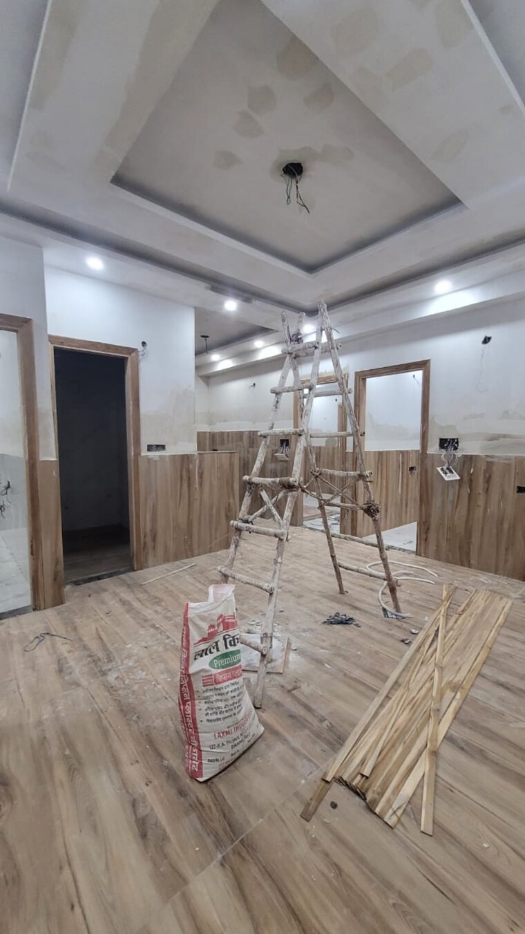 Bedroom, dilshad colony 3 Bedroom 950 Sq.Ft. Apartment In Dilshad Colony Delhi 9168915